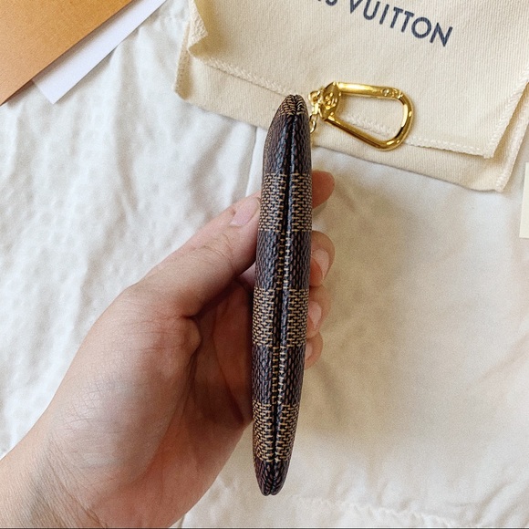 Louis Vuitton key cles - Picture 5 of 10